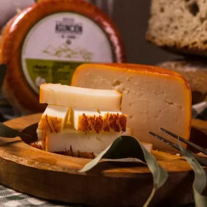 Queso de Cabra Asunción (700gr) - El Almacen del Trasgu