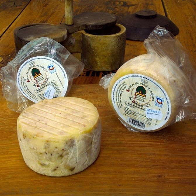 Queso de vaca Taramundi nuez - avellana 600 gr. - El Almacen del Trasgu