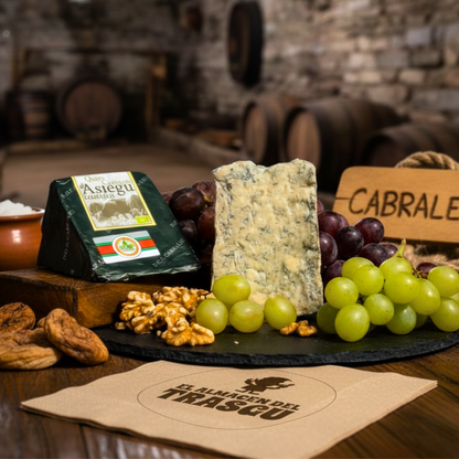 Queso cabrales D.O.P Ecológico Asiegu (Cuña 300gr aprox)